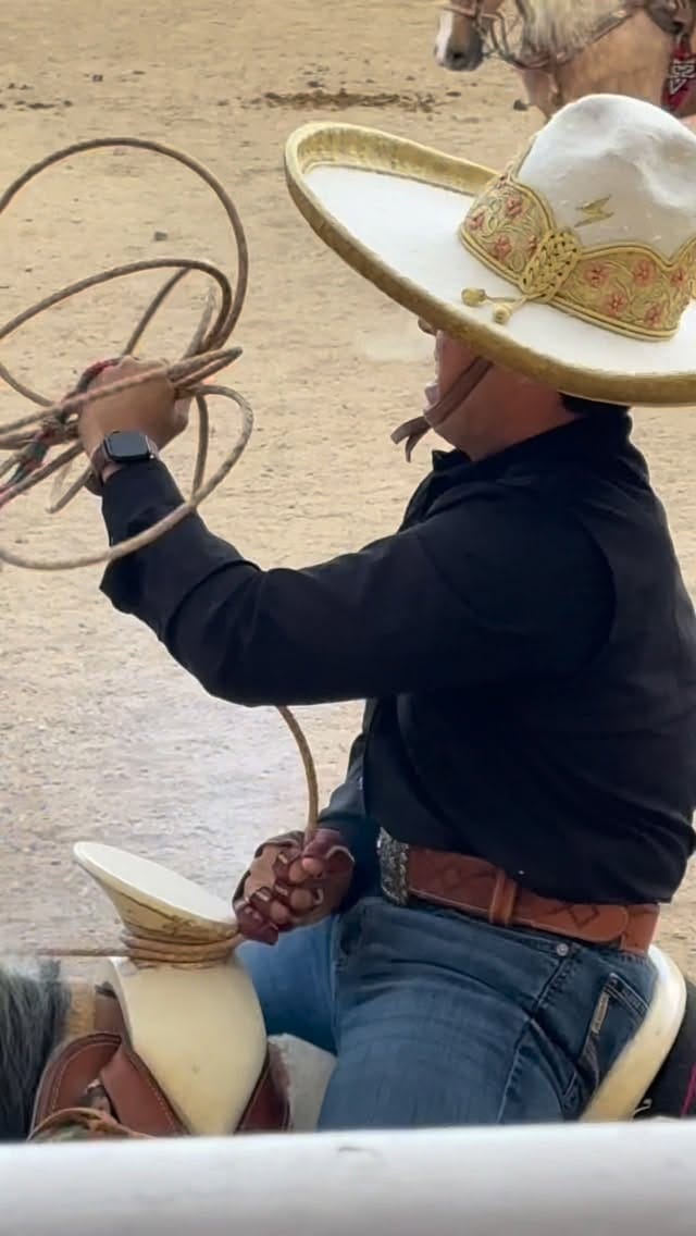 Post 1 by Jorge Zamora on Instagram (video)
