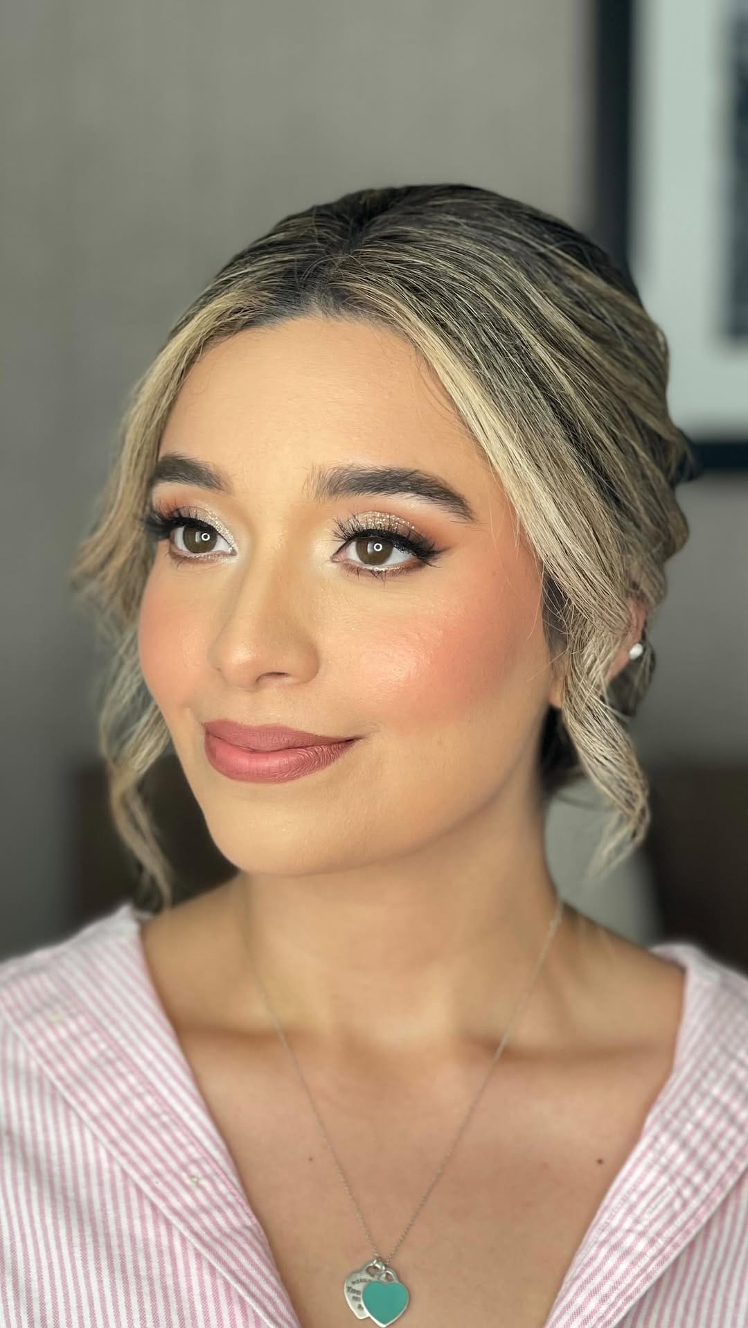 Post 2 by LILO | MAKEUP ARTIST on Instagram (video)