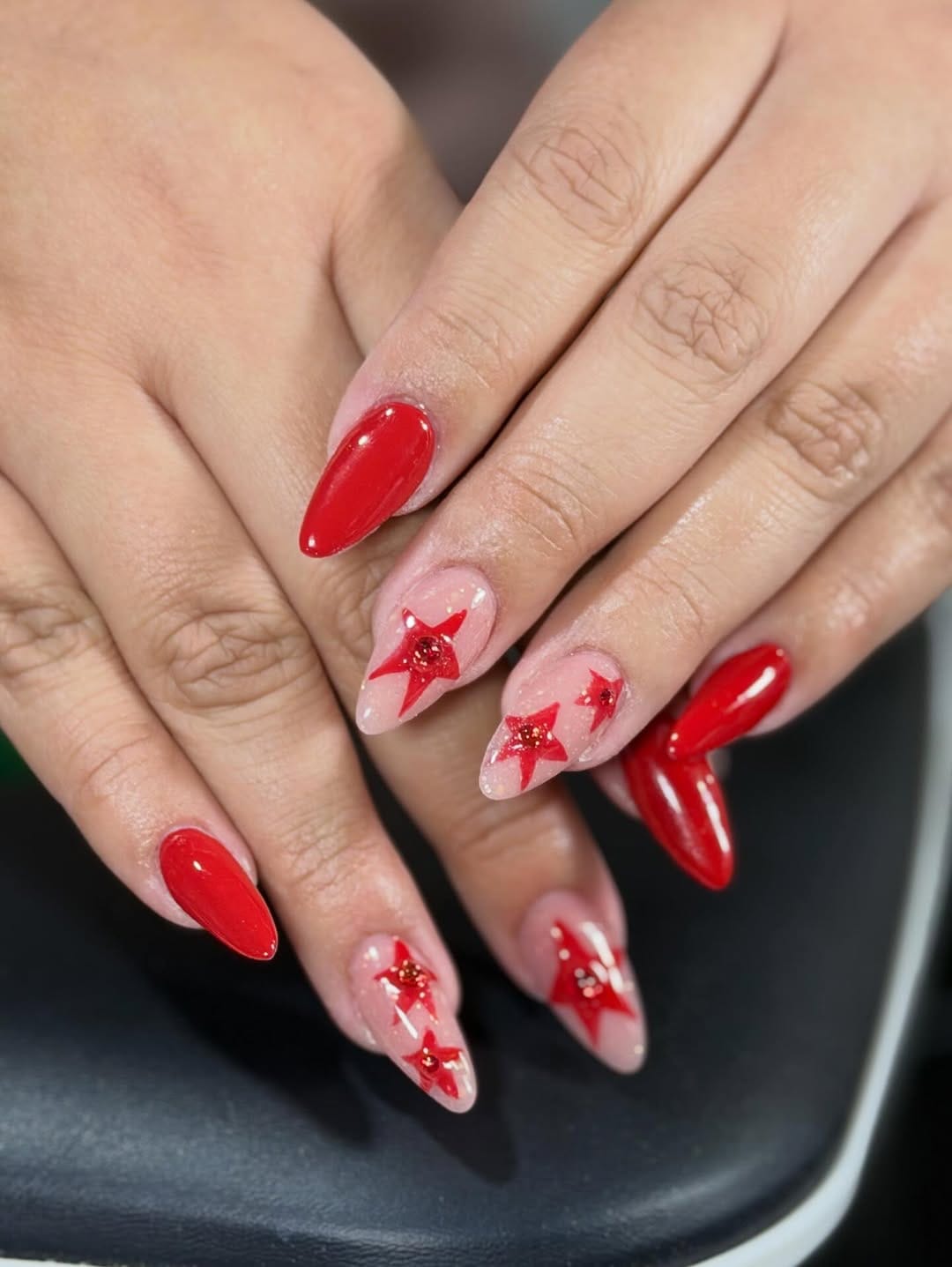Post 2 by CarlaCarreónMUA/CERTIFICADA/ESPECIALISTAENNOVIAS/BEAUTY ARTIST on Instagram (carousel)