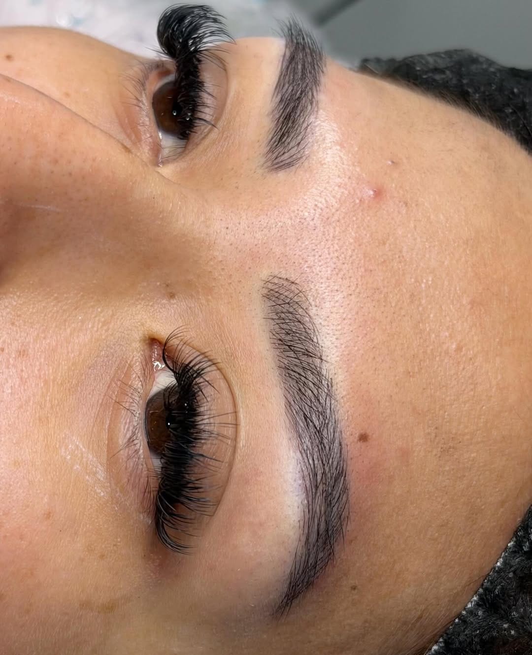 Post 4 by CarlaCarreónMUA/CERTIFICADA/ESPECIALISTAENNOVIAS/BEAUTY ARTIST on Instagram (carousel)
