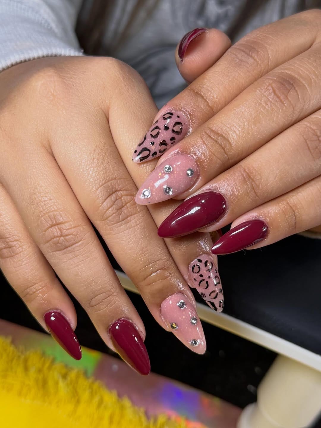 Post 3 by CarlaCarreónMUA/CERTIFICADA/ESPECIALISTAENNOVIAS/BEAUTY ARTIST on Instagram (carousel)