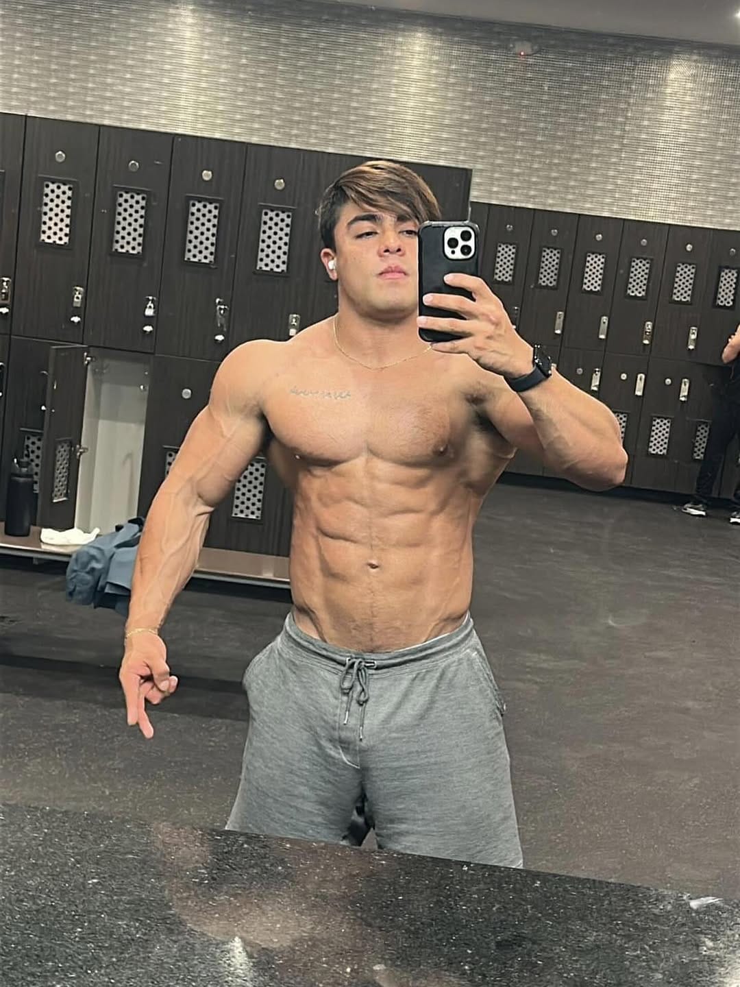 Post 2 by Samuel del Ángel on Instagram (image)