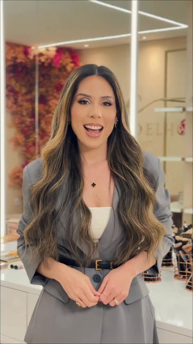 Post 9 by Érica Coelho on Instagram (video)