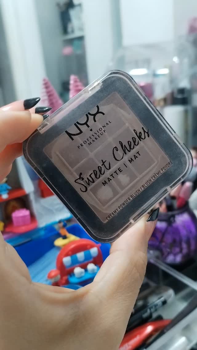 Post 1 by Samantha García on Instagram (video)