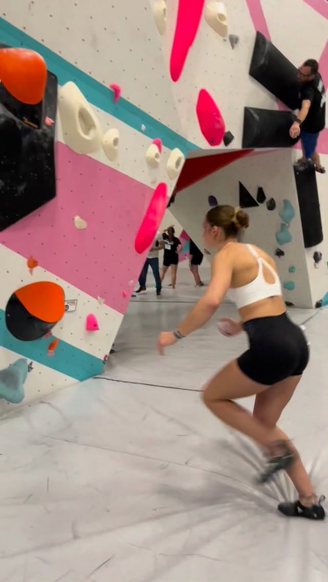 Post 6 by Camille ✨ on Instagram (video)