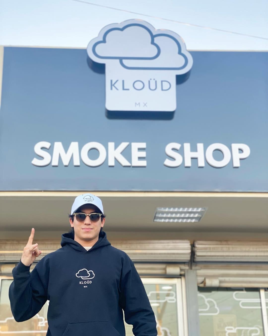 Post 10 by Angel Flores☁️ 🇲🇽 on Instagram (carousel)