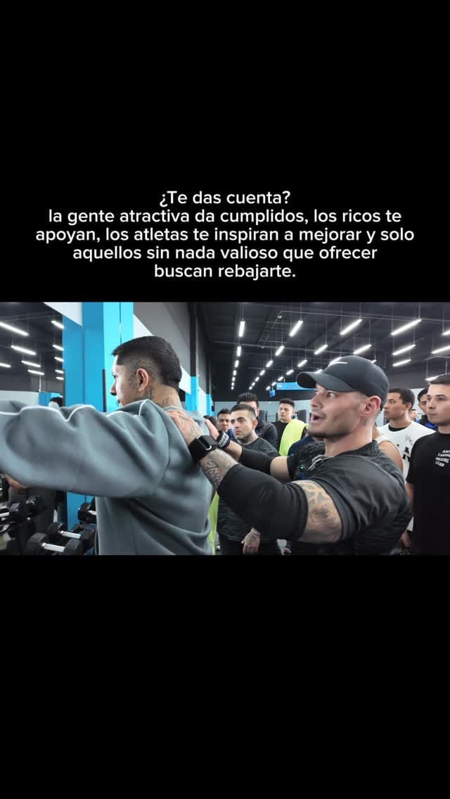 Post 7 by Manu Mendoza on Instagram (video)