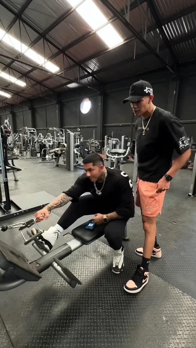 Post 8 by Manu Mendoza on Instagram (video)