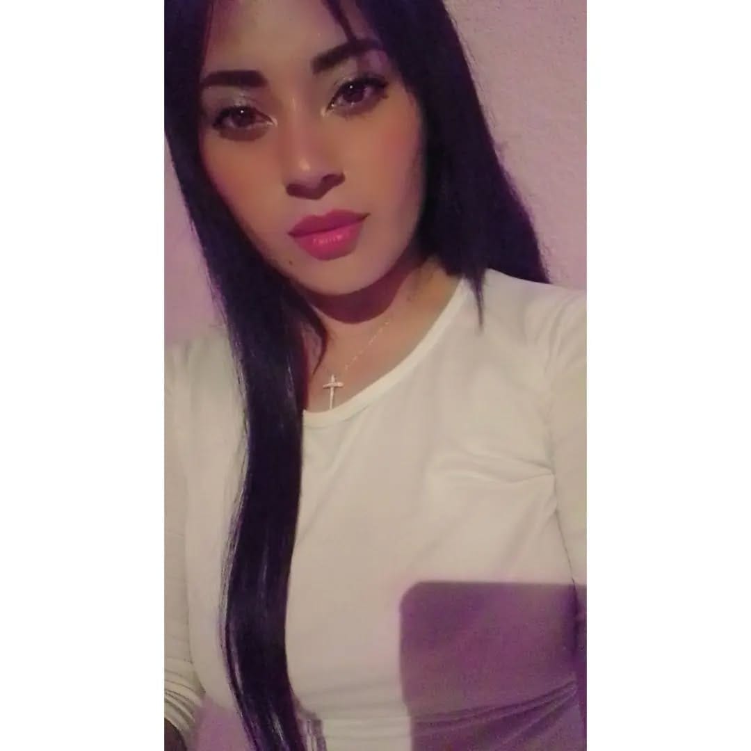 Post 7 by Itzel BO on Instagram (image)