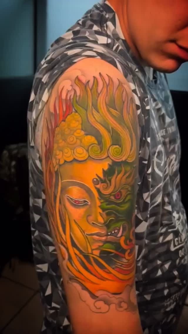 Post 6 by Medusa on Instagram (video)