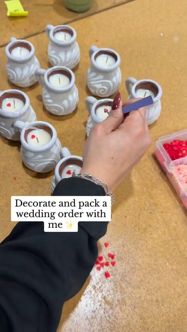 Post 7 by Luz y Tierra ®️ Artisanal Candles + More on Instagram (video)
