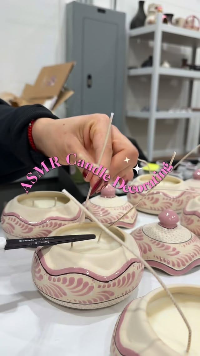 Post 8 by Luz y Tierra ®️ Artisanal Candles + More on Instagram (video)