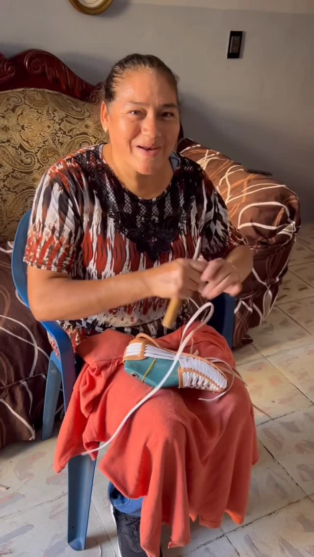 Post 3 by Bottomless Huaraches on Instagram (video)
