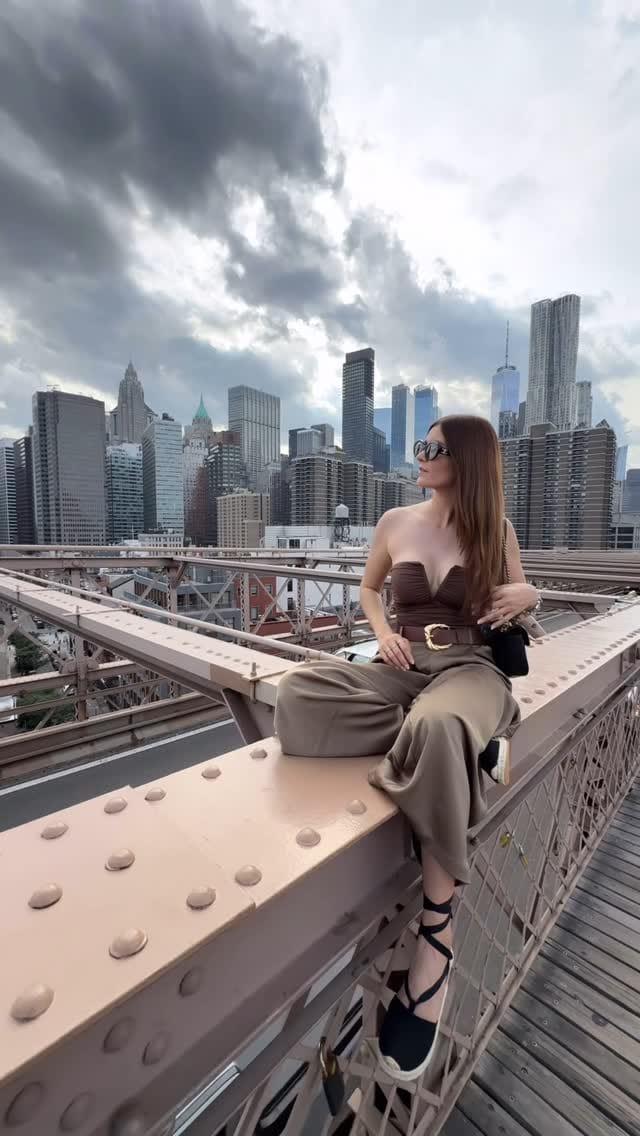 Post 2 by Valentina Shoes on Instagram (video)