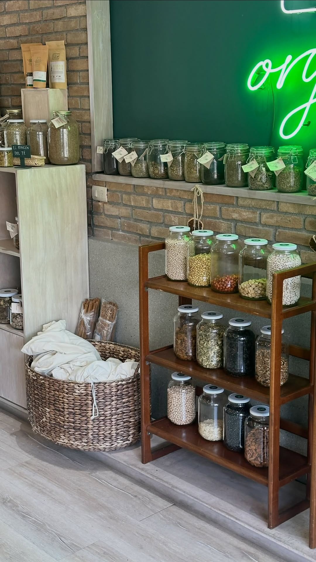 Post 9 by Casa Romino Mercado Orgánico on Instagram (video)