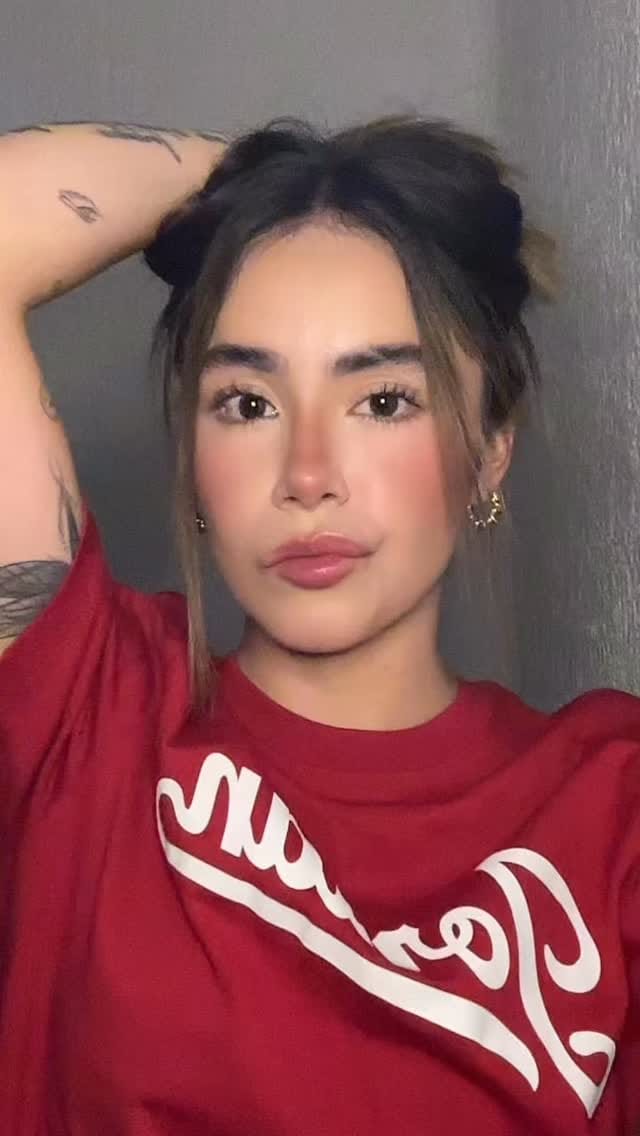 Post 10 by Yulissa Acevedo on Instagram (video)