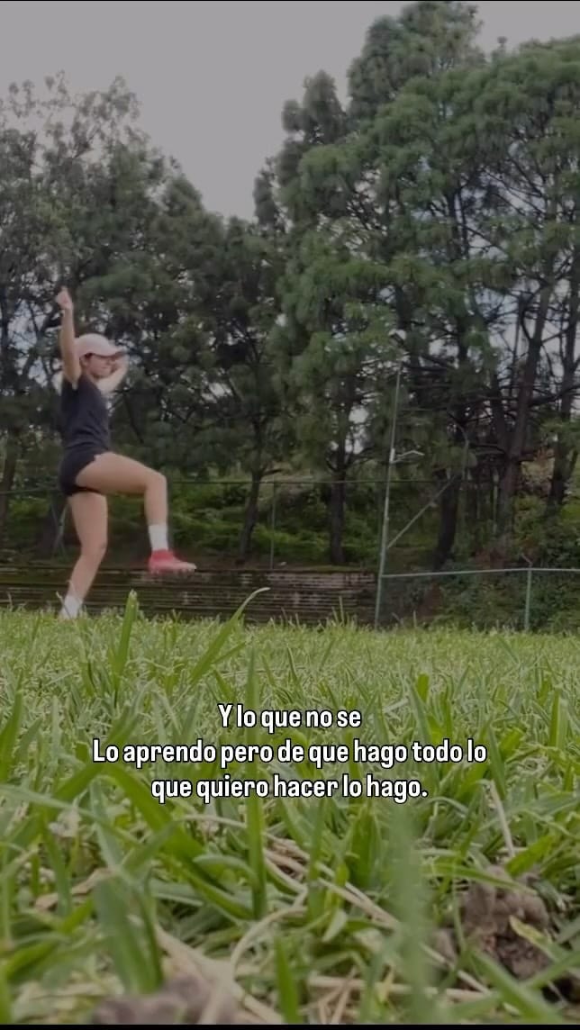 Post 7 by Yulissa Acevedo on Instagram (video)