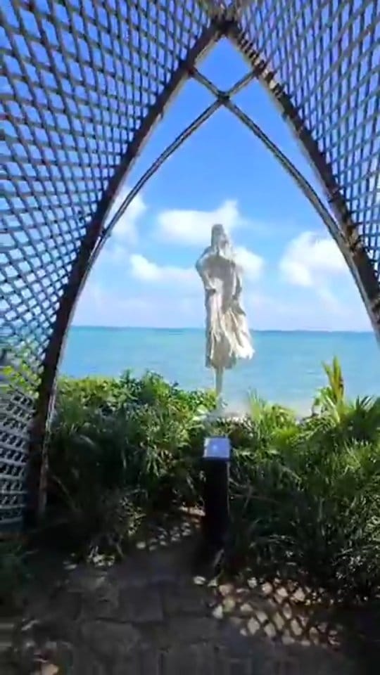 Post 3 by Judith Camberos on Instagram (video)