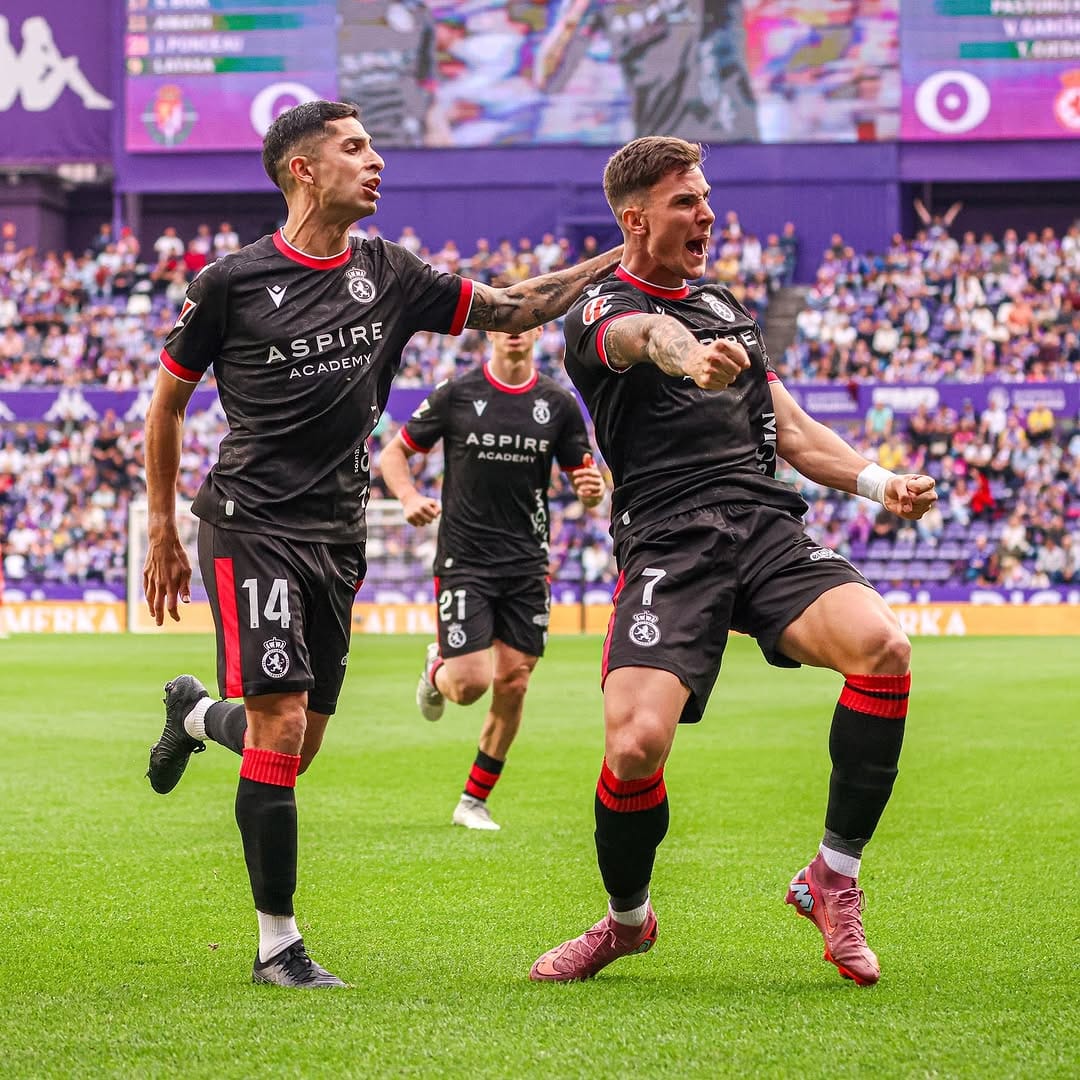 Post 5 by Diego Collado on Instagram (image)