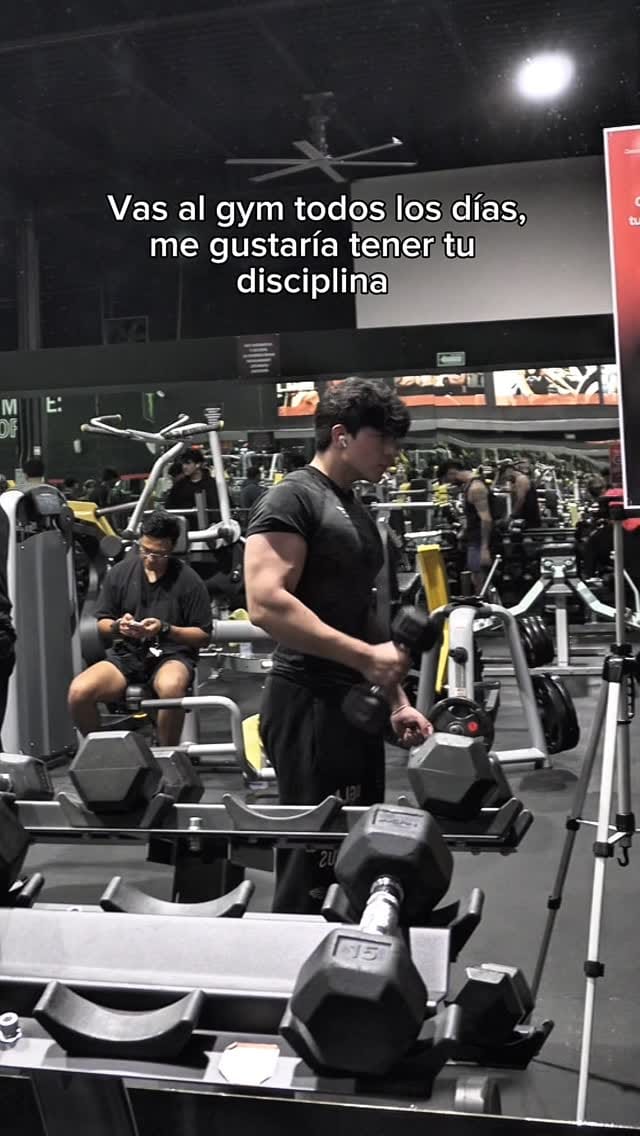 Post 4 by Leonardo Tejada on Instagram (video)