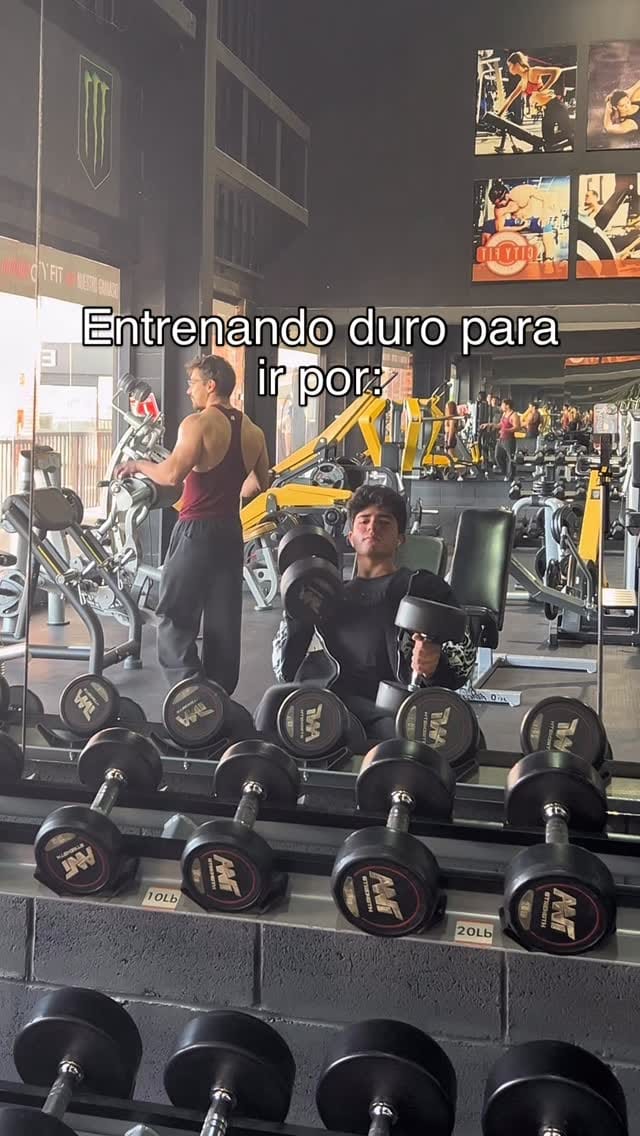 Post 8 by Leonardo Tejada on Instagram (video)