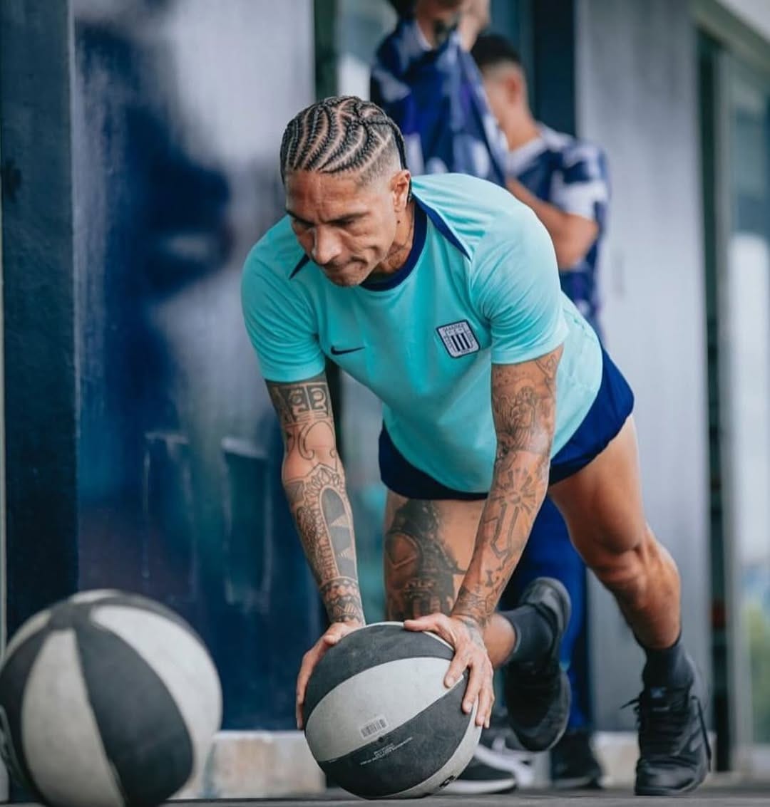 Post 3 by PAOLO GUERRERO 🇵🇪 on Instagram (image)