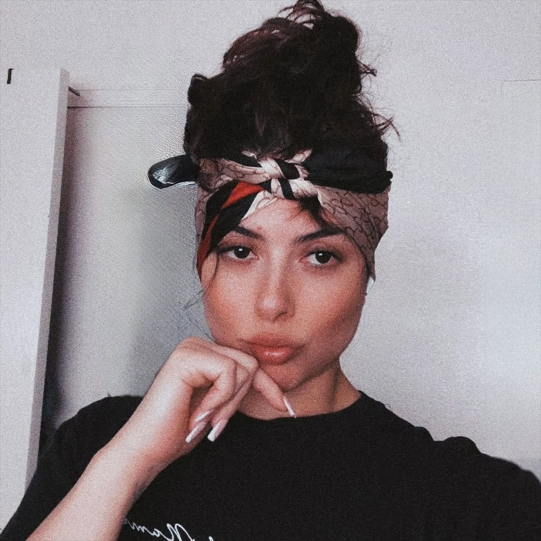 Post 8 by Ana Luisa on Instagram (image)