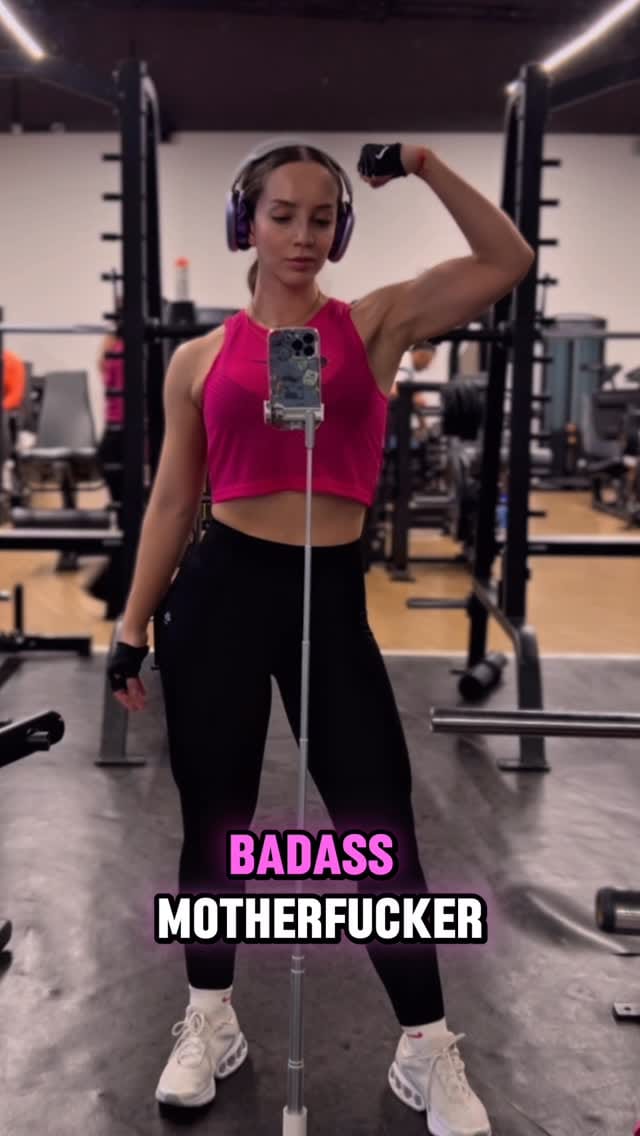 Post 1 by Yazmin 🌸 on Instagram (video)