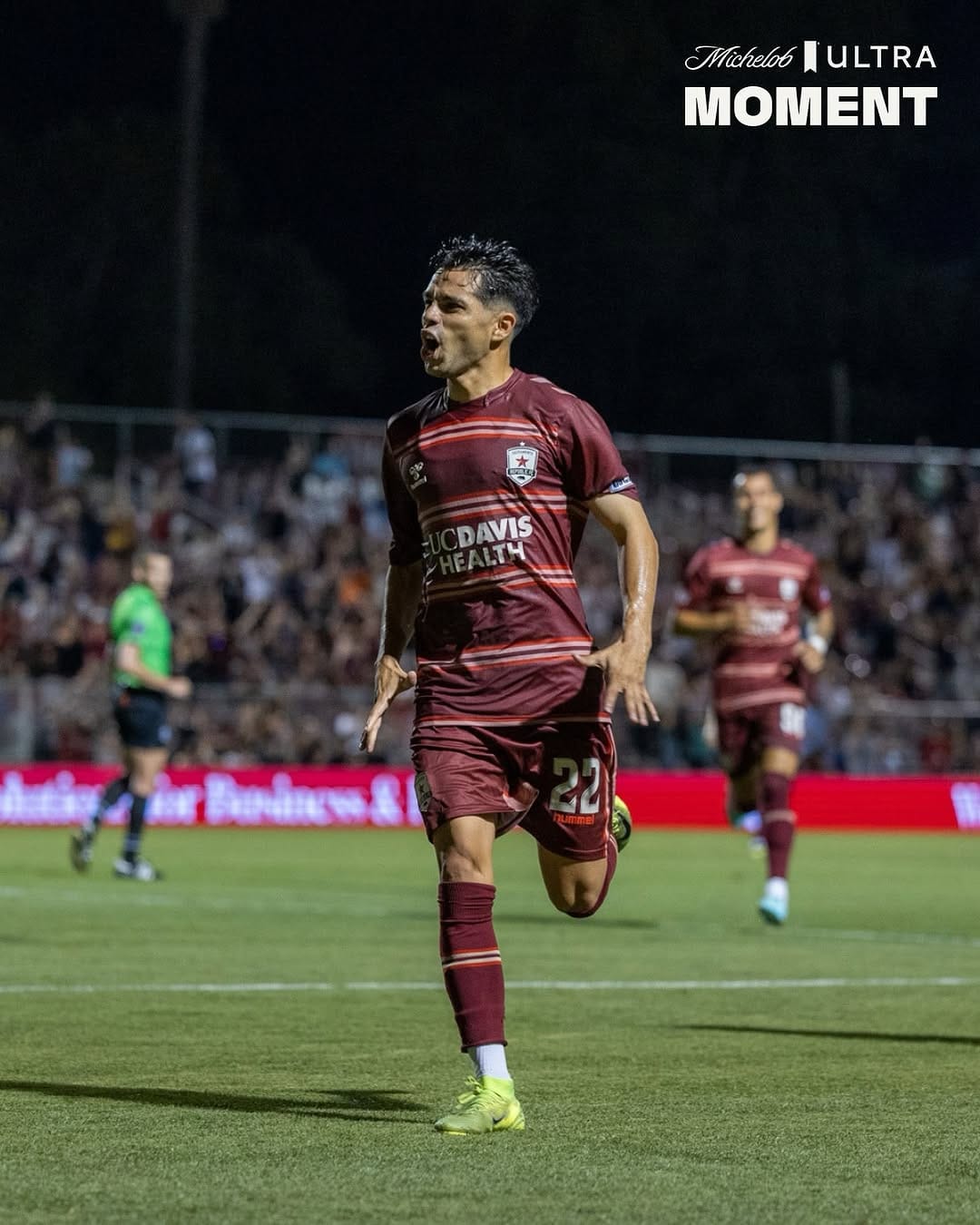Post 6 by Michel Benitez on Instagram (image)