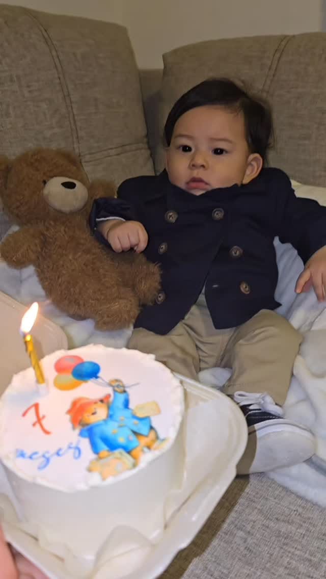 Post 6 by Vianey Lopez on Instagram (video)