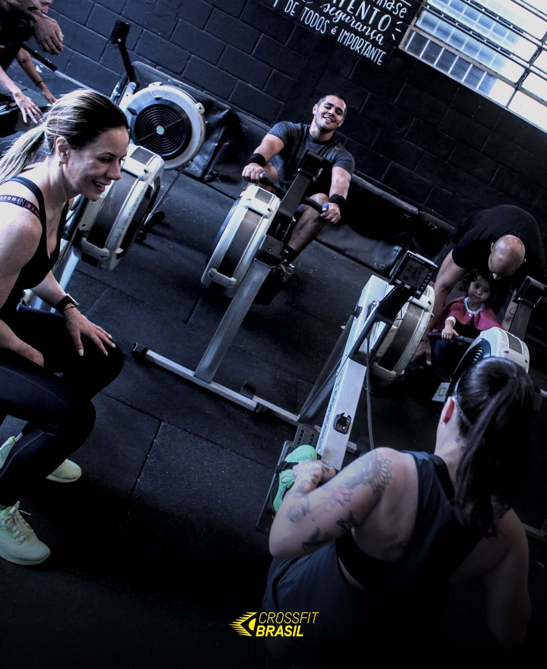 Post 8 by CrossFit Brasil on Instagram (image)