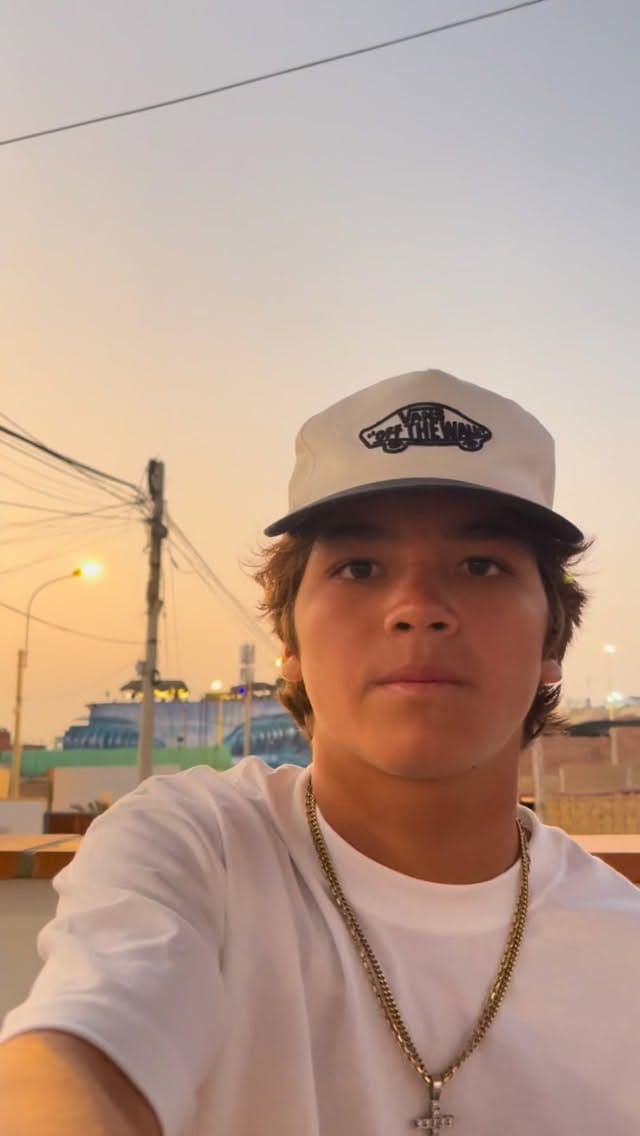 Post 6 by Kalama Jedidiah Stratton on Instagram (video)