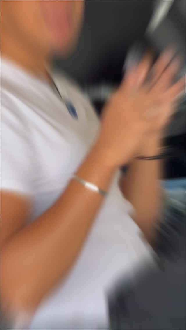 Post 1 by Deko Abiakel on Instagram (video)