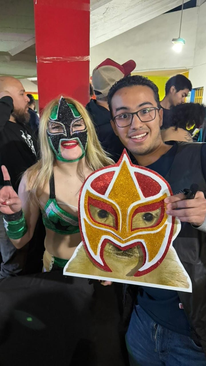 Post 2 by KIRA luchadora on Instagram (video)