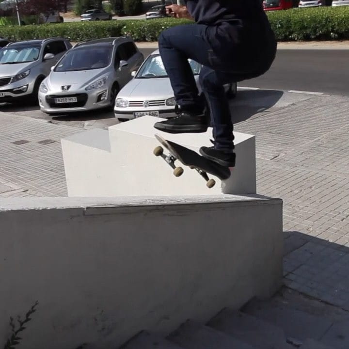 Post 10 by Edgar Omar Parraga on Instagram (video)