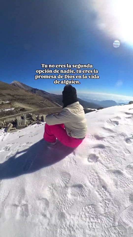 Post 6 by Diana on Instagram (video)