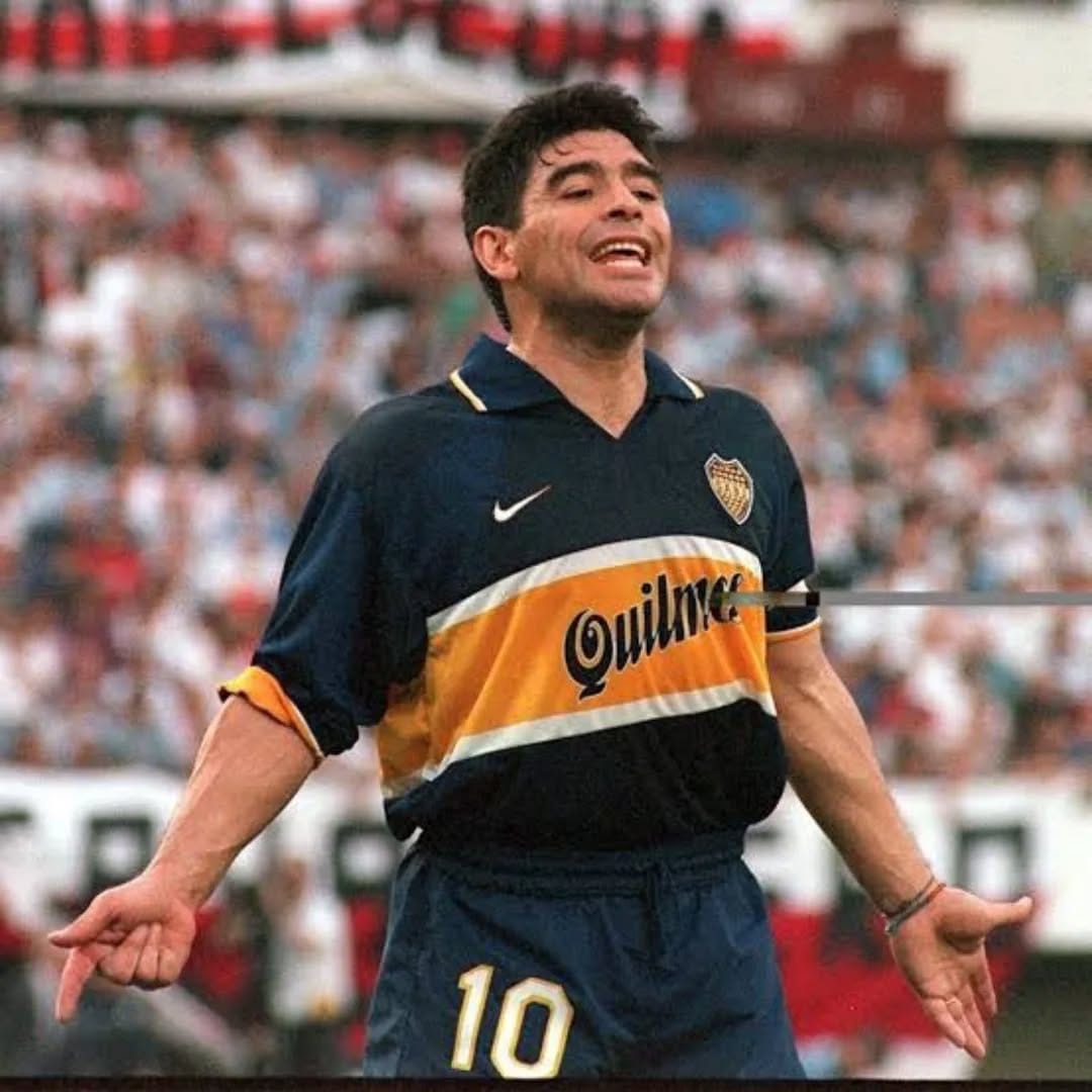 Post 8 by DIEGO ARMANDO MARADONA on Instagram (carousel)