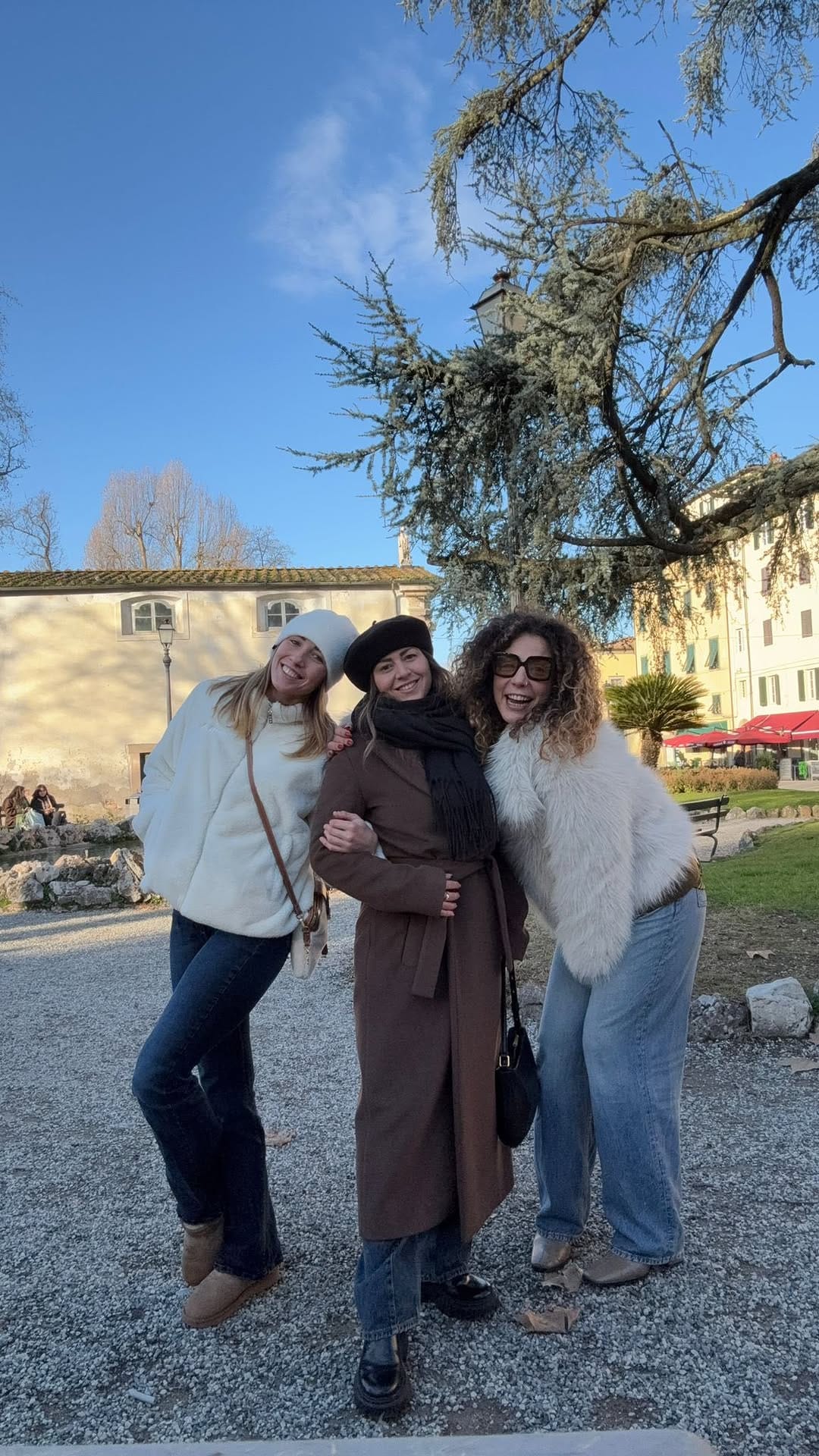Post 5 by Chiara Penco on Instagram (video)