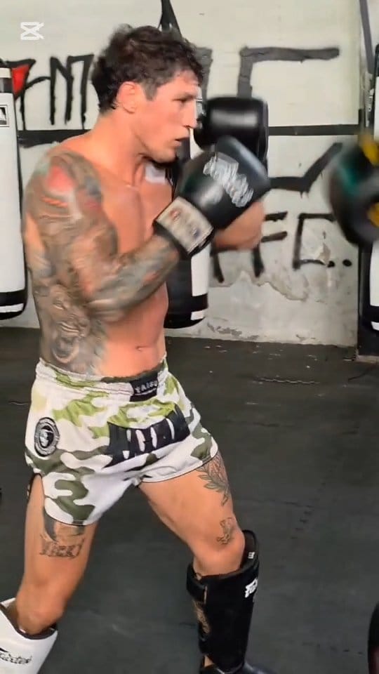 Post 4 by EMANUEL RAMPONI on Instagram (video)