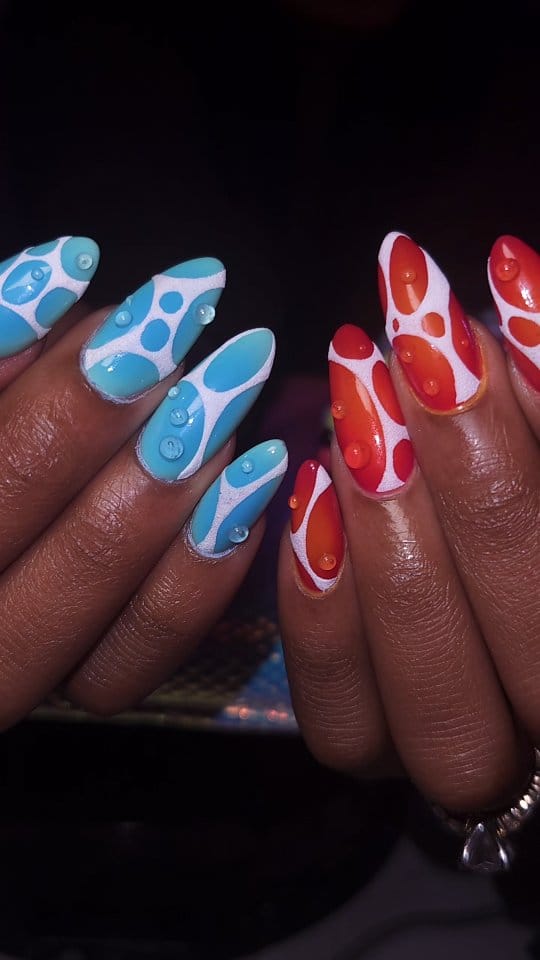 Post 4 by Daphanie LaShaunn on Instagram (video)