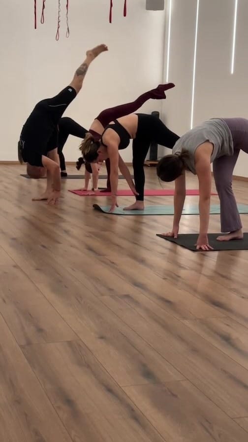 Post 7 by Kinara Yoga Studio Polanco CDMX on Instagram (video)