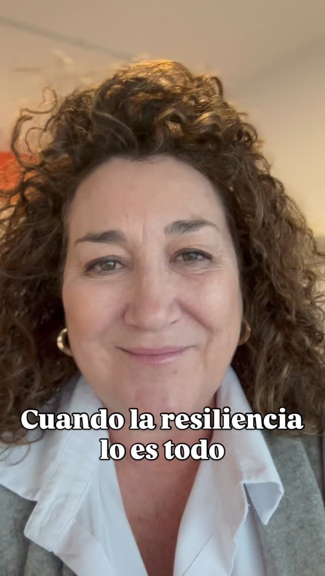 Post 6 by SONIA NAVAJO. AtípicaPsicóloga que Cree en la Evolución Humana on Instagram (video)