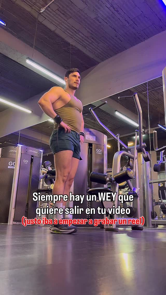 Post 6 by Adrian Pulgarin on Instagram (video)
