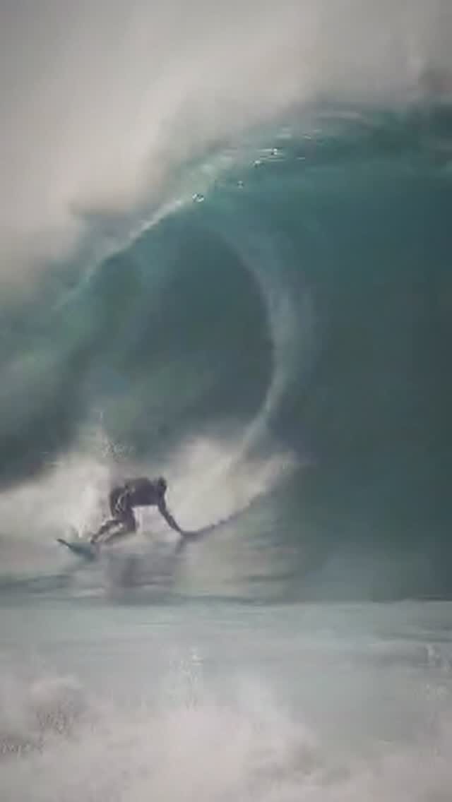 Post 2 by Abraham Hochstrasser on Instagram (video)