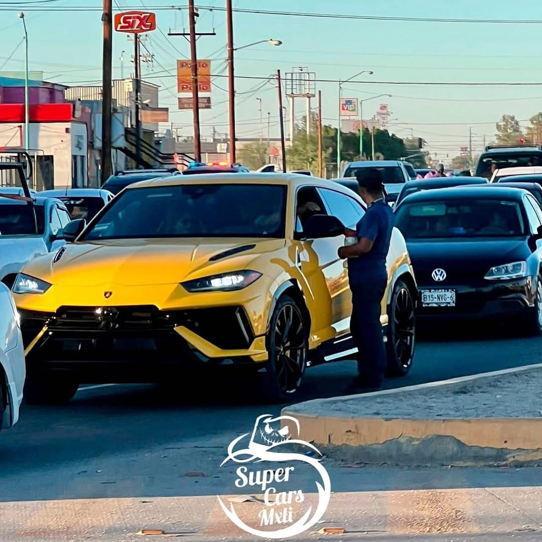 Post 10 by Supercars Mxli on Instagram (image)