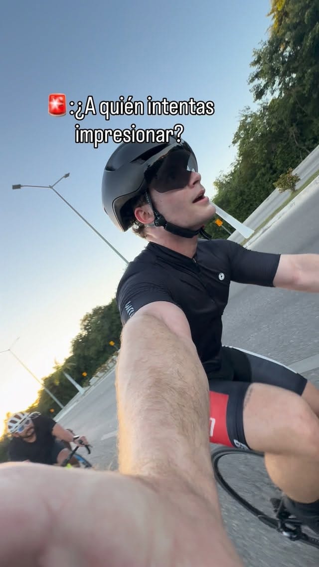 Post 2 by Carlos Gutiérrez 愛 on Instagram (video)