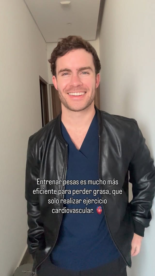 Post 7 by Carlos Gutiérrez 愛 on Instagram (video)