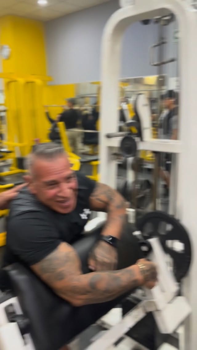 Post 3 by Leo Flores IFBB ELITE PRO on Instagram (video)