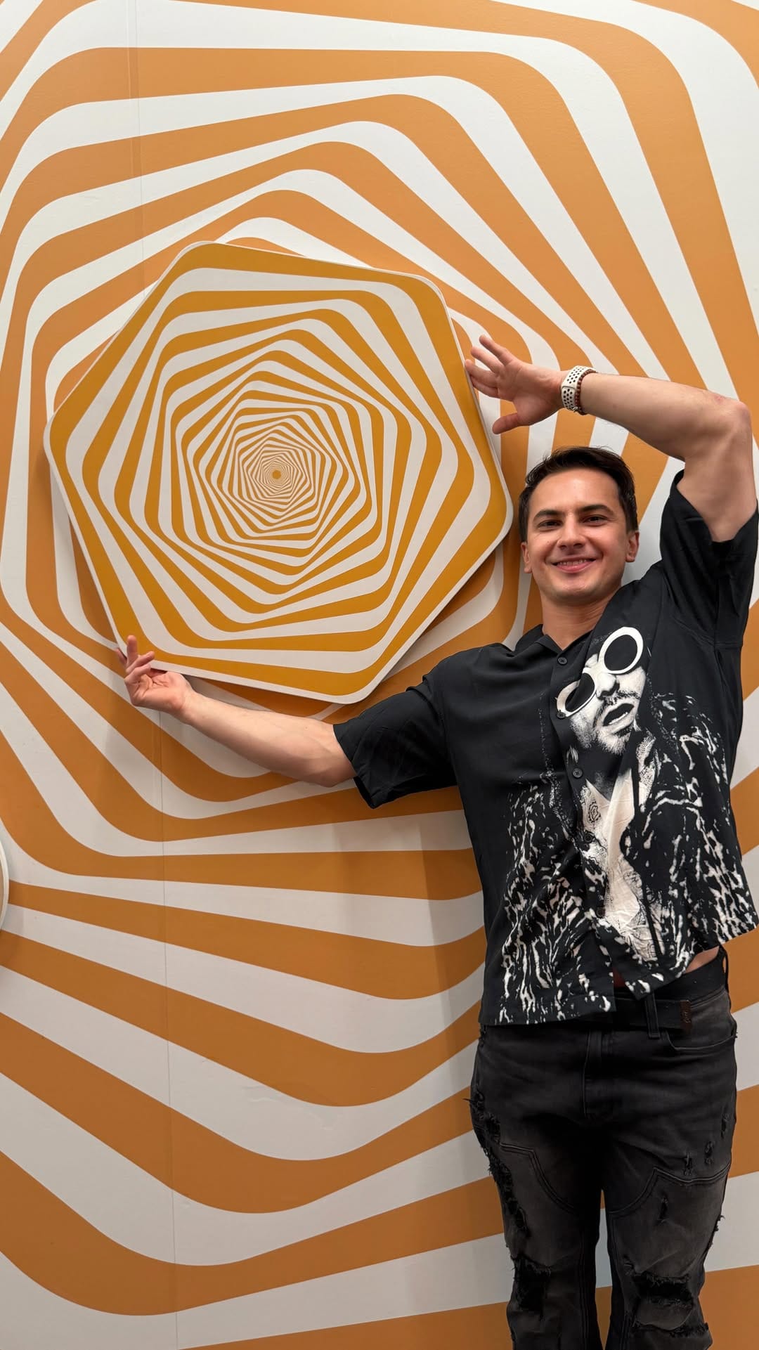 Post 5 by Frank Sáenz on Instagram (video)