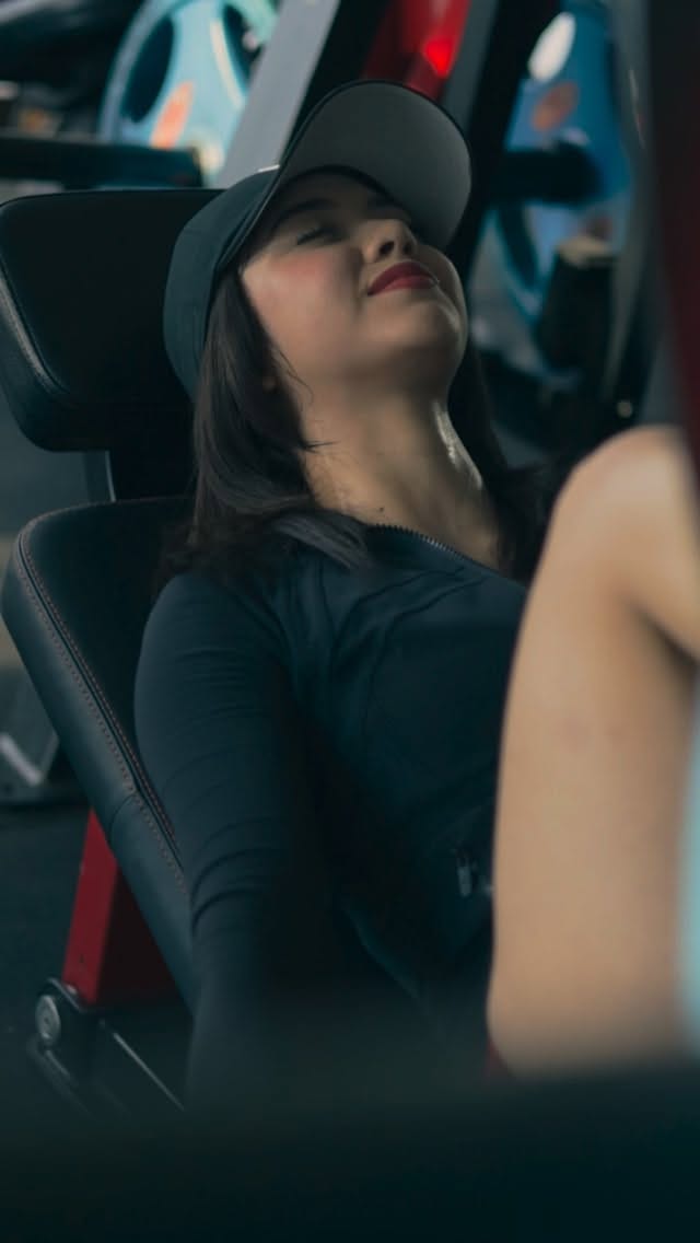 Post 7 by Empire Fitness México on Instagram (video)